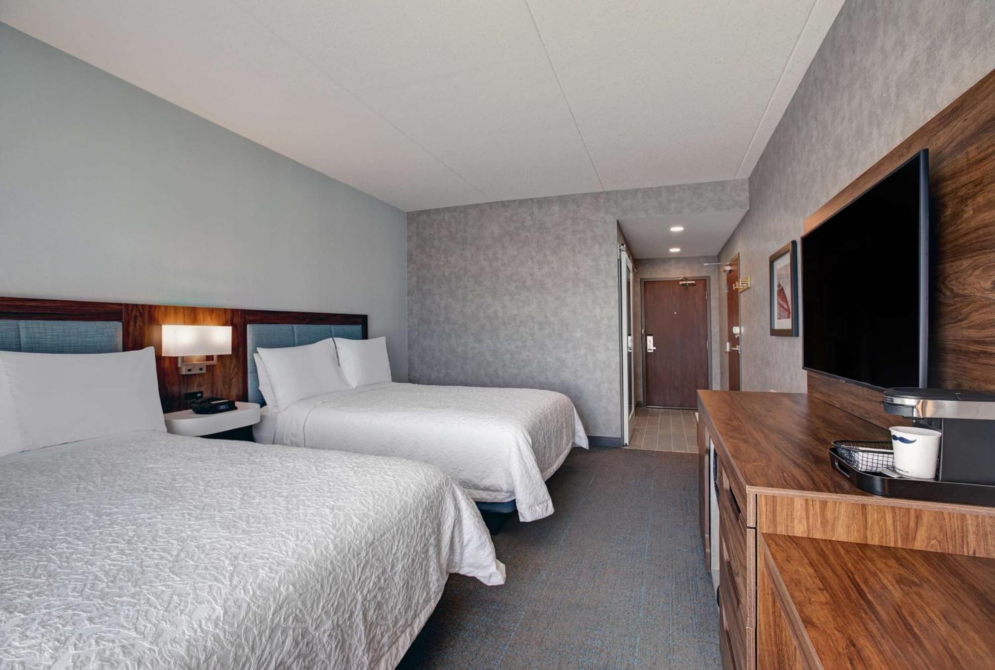 Hampton Inn & Suites By Hilton Waterloo St. Jacobs Exterior foto
